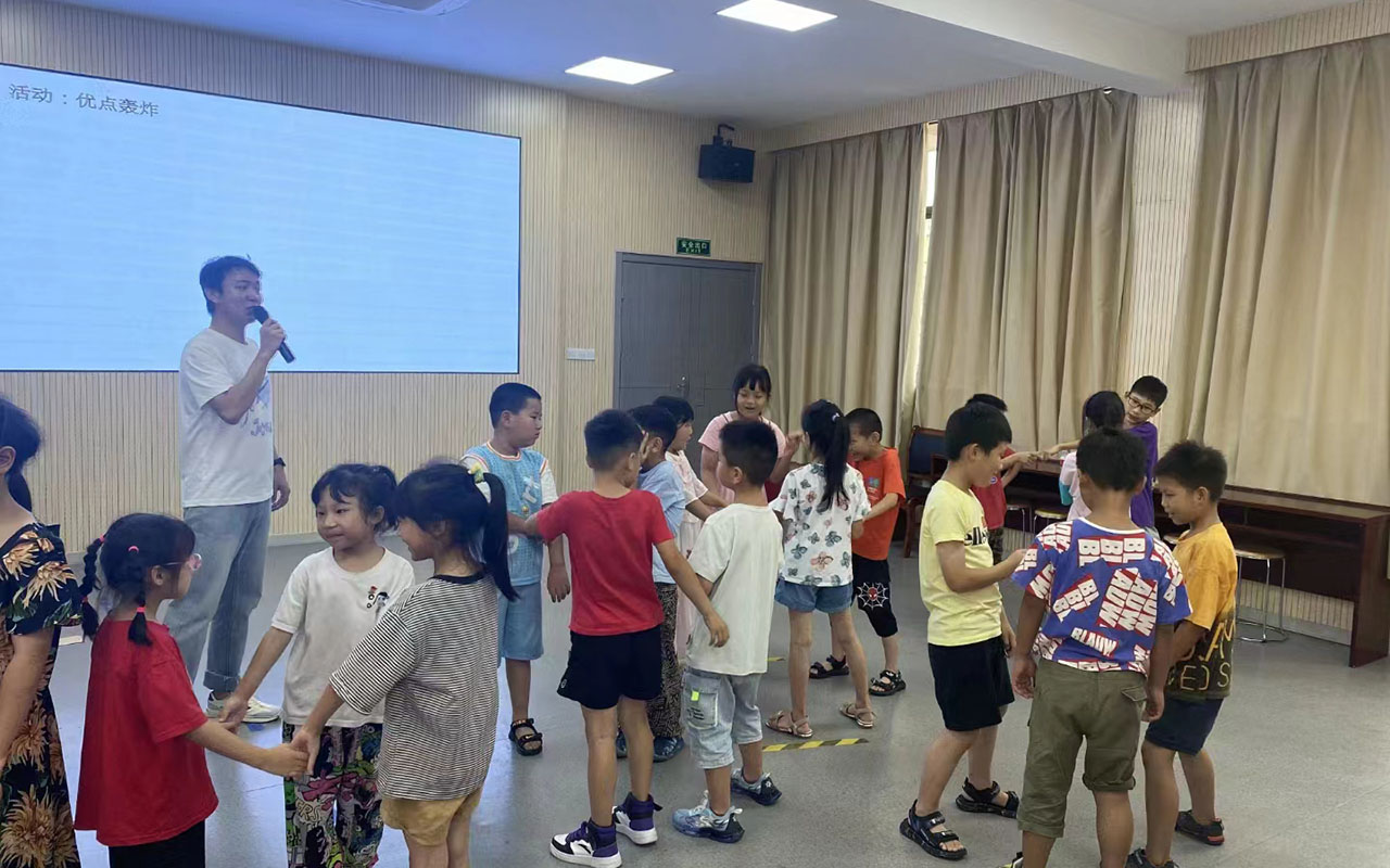 嘉陵龙观乡中心学校